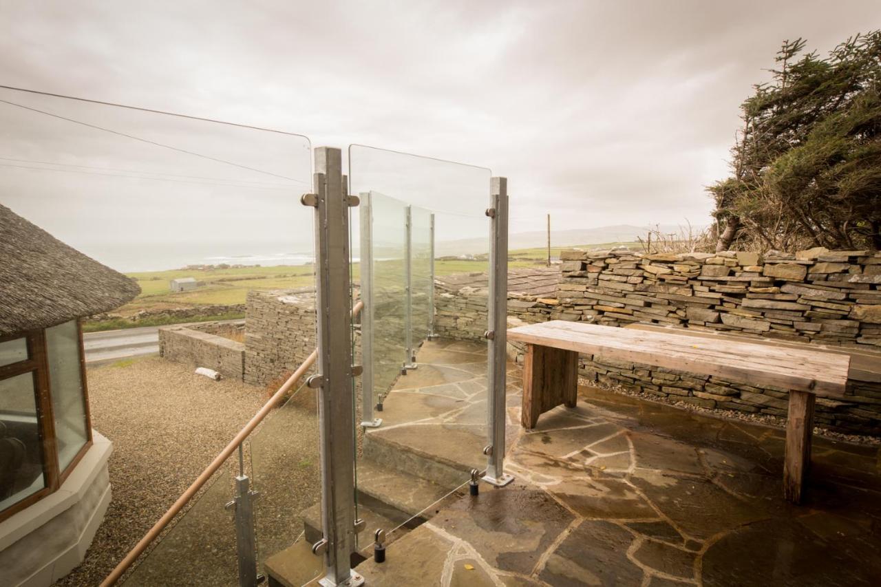 Storytellers Cottage Ballycotteen Buitenkant foto